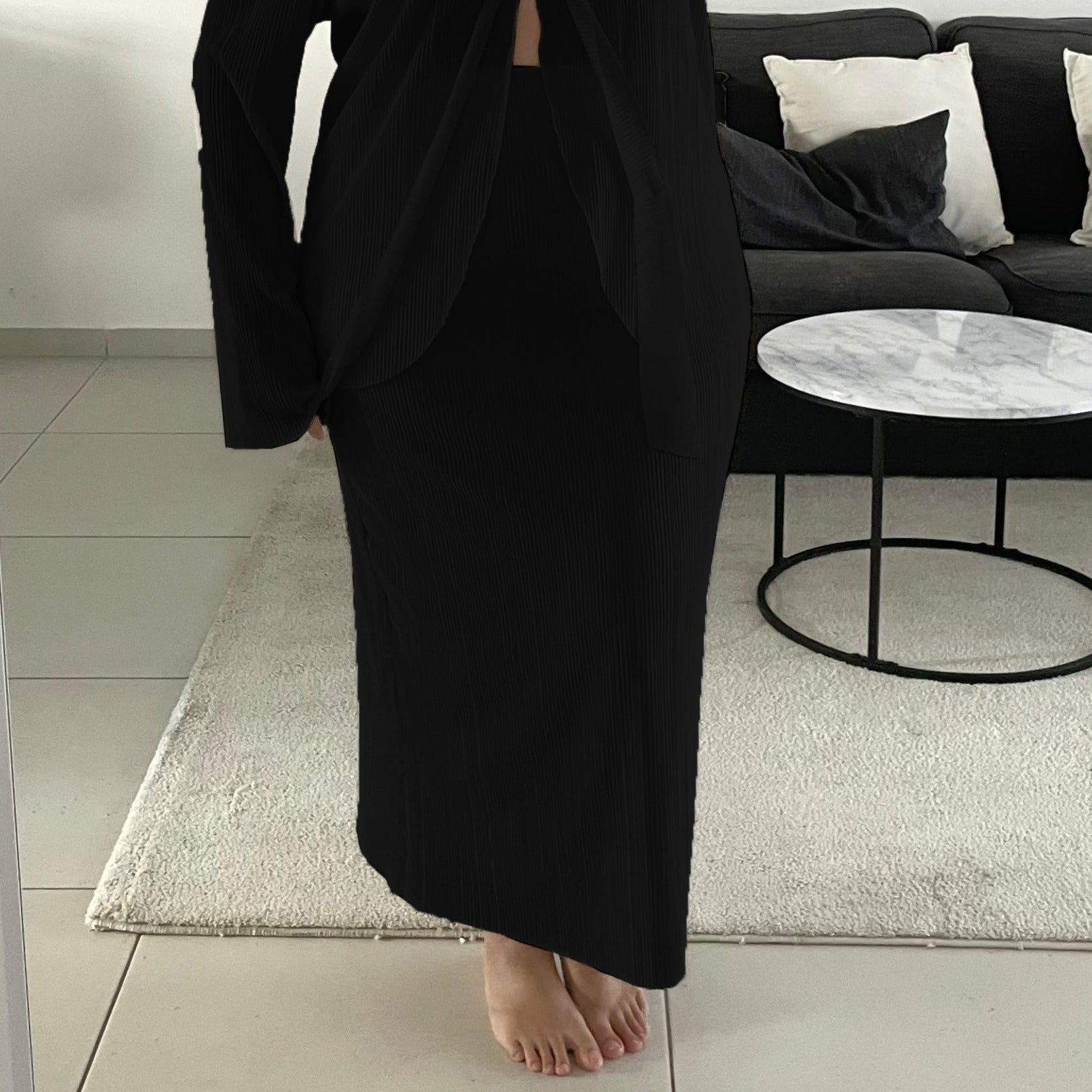 חצאית פליסה - שחור